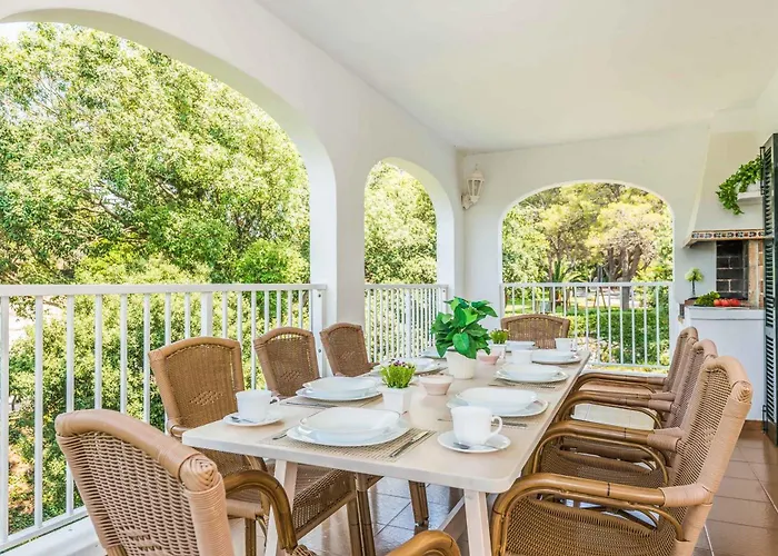 Truvi Villa Ferreries