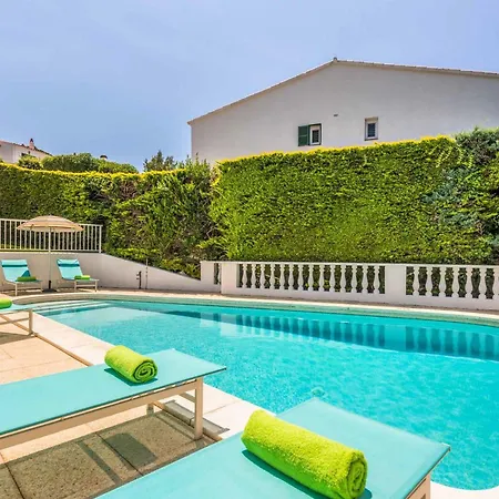 Villa Truvi *